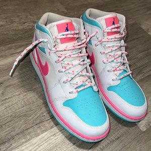 Nike Air Jordan 1 Retro Mid GS